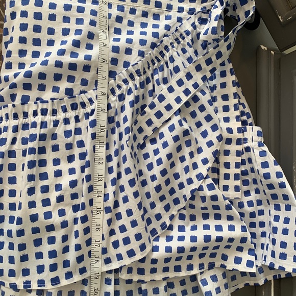 Vineyard vines blue and white “faux” wrap skirt with ruffle size XS - Picture 8 of 8